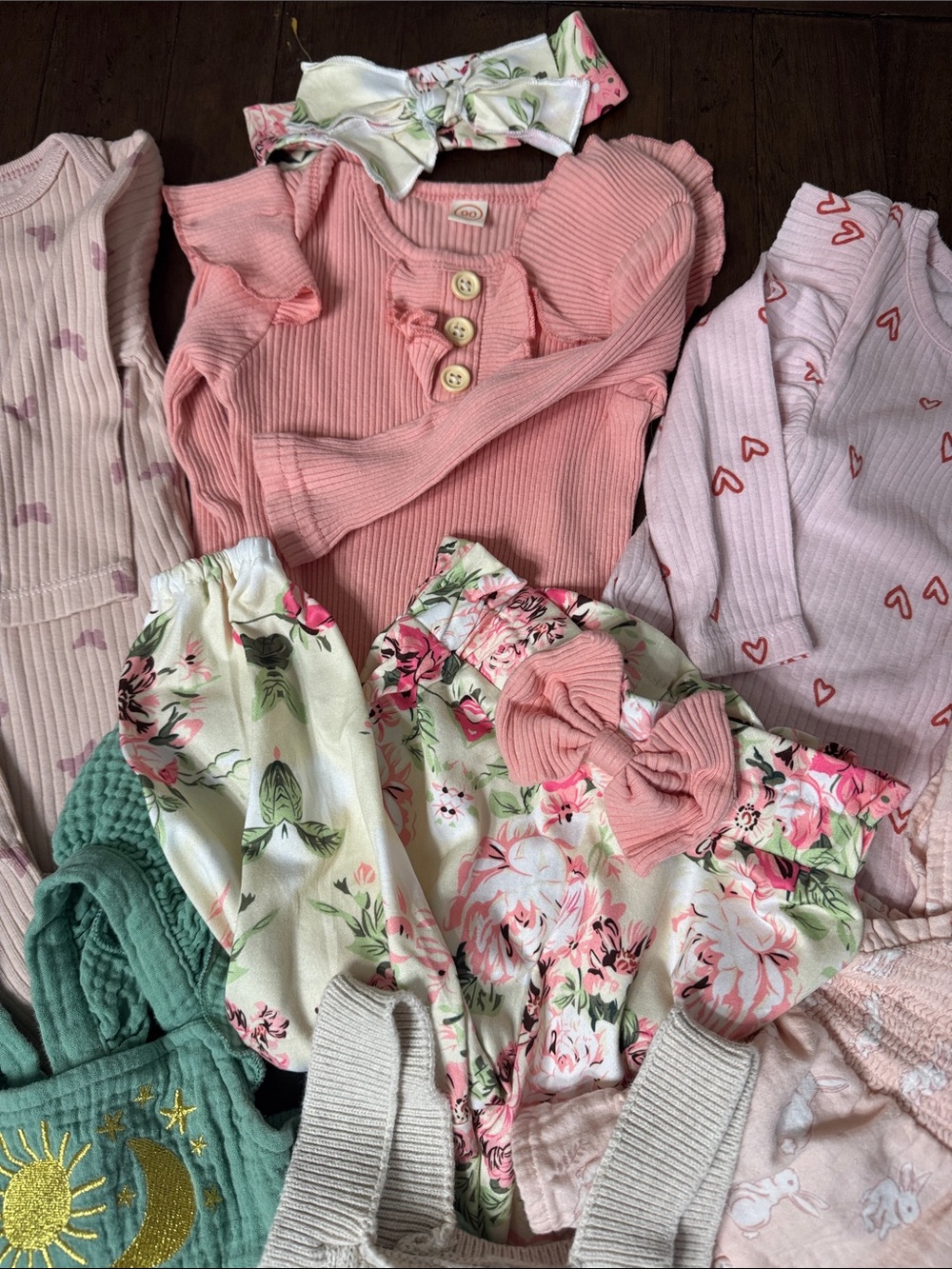 Bundle of 7 Baby Girl Outfits 6-9 months - Picture 6 of 7